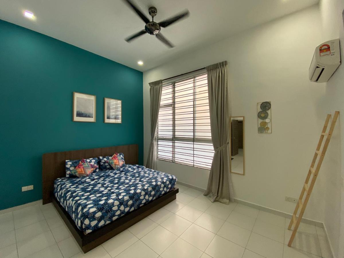 Villa D Niice Garden View With Private Pool Bukit Indah, Johor Bahru Exterior foto